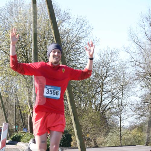 06.04.2025 - 44. Internationalen Wilhelmsburger Insellauf Jannik Wohlers http://msf.ph/oto/7621164 06.04.2025 10:10:35 Laufen 3556 meine-sportfotos.de