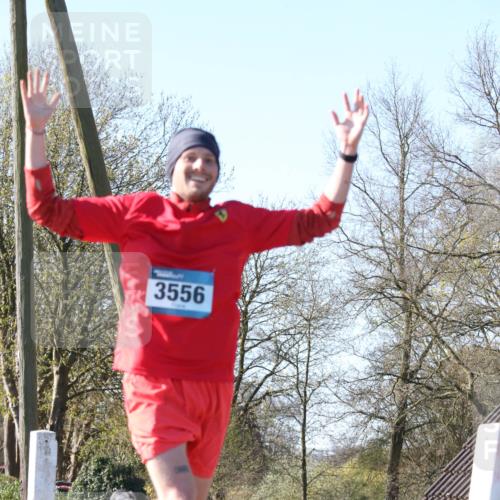 06.04.2025 - 44. Internationalen Wilhelmsburger Insellauf Jannik Wohlers http://msf.ph/oto/7621167 06.04.2025 10:10:36 Laufen 3556 meine-sportfotos.de