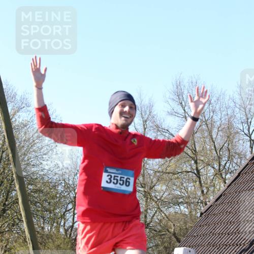 06.04.2025 - 44. Internationalen Wilhelmsburger Insellauf Jannik Wohlers http://msf.ph/oto/7621170 06.04.2025 10:10:36 Laufen 3556 meine-sportfotos.de