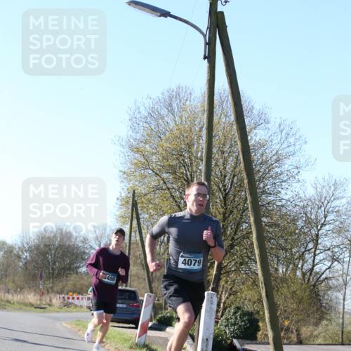06.04.2025 - 44. Internationalen Wilhelmsburger Insellauf Jannik Wohlers http://msf.ph/oto/7621185 06.04.2025 10:10:49 Laufen 3486, 31, 4722, 4079 meine-sportfotos.de