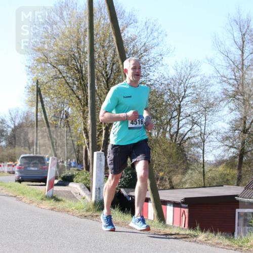 06.04.2025 - 44. Internationalen Wilhelmsburger Insellauf Jannik Wohlers http://msf.ph/oto/7621206 06.04.2025 10:11:03 Laufen 4516 meine-sportfotos.de