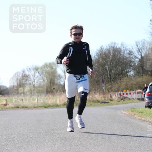 06.04.2025 - 44. Internationalen Wilhelmsburger Insellauf Jannik Wohlers http://msf.ph/oto/7621212 06.04.2025 10:11:05 Laufen 3591, 31, 4523 meine-sportfotos.de