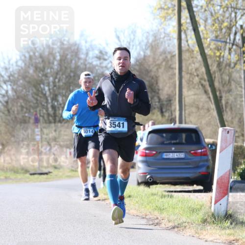 06.04.2025 - 44. Internationalen Wilhelmsburger Insellauf Jannik Wohlers http://msf.ph/oto/7621222 06.04.2025 10:11:17 Laufen 1014, 3541 meine-sportfotos.de