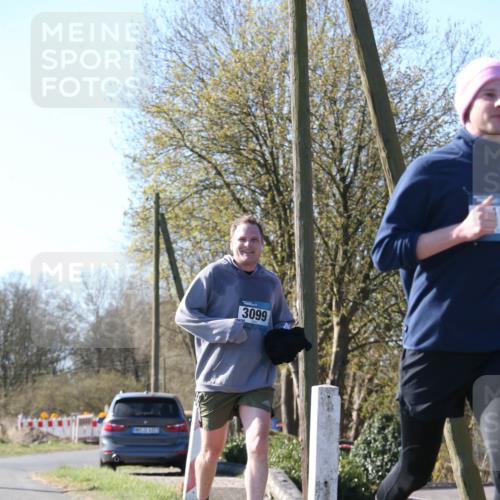 06.04.2025 - 44. Internationalen Wilhelmsburger Insellauf Jannik Wohlers http://msf.ph/oto/7621252 06.04.2025 10:11:31 Laufen 3099 meine-sportfotos.de