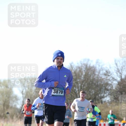 06.04.2025 - 44. Internationalen Wilhelmsburger Insellauf Jannik Wohlers http://msf.ph/oto/7621309 06.04.2025 10:12:05 Laufen 3516, 3870, 4320 meine-sportfotos.de