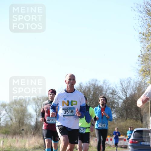 06.04.2025 - 44. Internationalen Wilhelmsburger Insellauf Jannik Wohlers http://msf.ph/oto/7621313 06.04.2025 10:12:10 Laufen 4203, 3516, 2610, 3535, 31, 43 meine-sportfotos.de