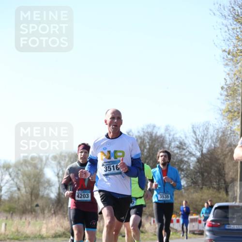 06.04.2025 - 44. Internationalen Wilhelmsburger Insellauf Jannik Wohlers http://msf.ph/oto/7621314 06.04.2025 10:12:10 Laufen 4203, 3516, 3535, 2017, 31, 4323 meine-sportfotos.de