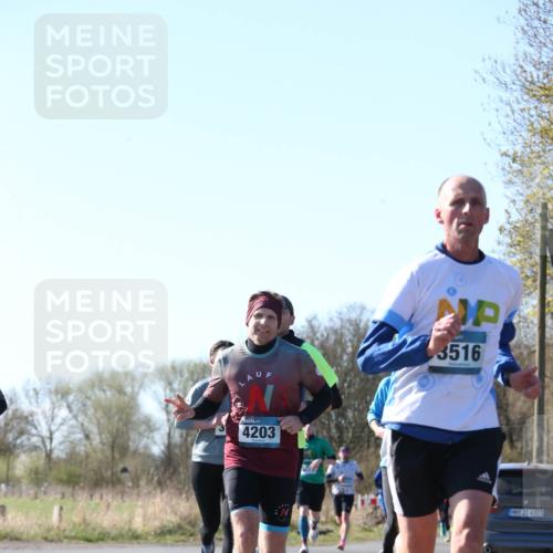 06.04.2025 - 44. Internationalen Wilhelmsburger Insellauf Jannik Wohlers http://msf.ph/oto/7621317 06.04.2025 10:12:11 Laufen 3516, 4203, 006, 31, 4323 meine-sportfotos.de