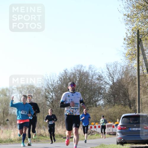 06.04.2025 - 44. Internationalen Wilhelmsburger Insellauf Jannik Wohlers http://msf.ph/oto/7621340 06.04.2025 10:12:19 Laufen 5126, 3181, 553, 4321 meine-sportfotos.de
