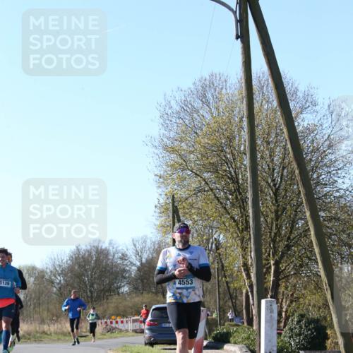 06.04.2025 - 44. Internationalen Wilhelmsburger Insellauf Jannik Wohlers http://msf.ph/oto/7621346 06.04.2025 10:12:21 Laufen 5126, 4553 meine-sportfotos.de