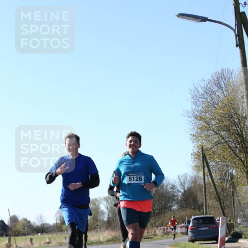 06.04.2025 - 44. Internationalen Wilhelmsburger Insellauf Jannik Wohlers http://msf.ph/oto/7621352 06.04.2025 10:12:24 Laufen 5126, 1106, 31, 4323 meine-sportfotos.de