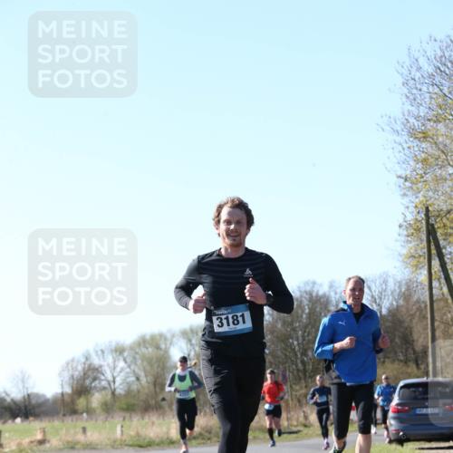 06.04.2025 - 44. Internationalen Wilhelmsburger Insellauf Jannik Wohlers http://msf.ph/oto/7621367 06.04.2025 10:12:28 Laufen 4207, 3181, 1445, 31, 4323 meine-sportfotos.de