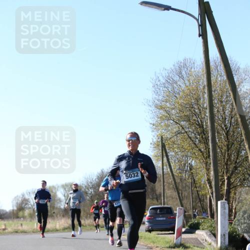 06.04.2025 - 44. Internationalen Wilhelmsburger Insellauf Jannik Wohlers http://msf.ph/oto/7621406 06.04.2025 10:12:37 Laufen 425, 5032 meine-sportfotos.de