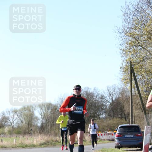 06.04.2025 - 44. Internationalen Wilhelmsburger Insellauf Jannik Wohlers http://msf.ph/oto/7621438 06.04.2025 10:12:45 Laufen 4454, 3884, 31, 4321 meine-sportfotos.de