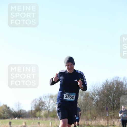 06.04.2025 - 44. Internationalen Wilhelmsburger Insellauf Jannik Wohlers http://msf.ph/oto/7621476 06.04.2025 10:13:02 Laufen 3552 meine-sportfotos.de