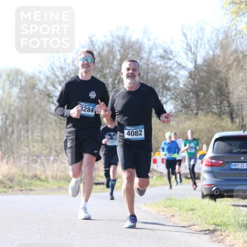 06.04.2025 - 44. Internationalen Wilhelmsburger Insellauf Jannik Wohlers http://msf.ph/oto/7621499 06.04.2025 10:13:17 Laufen 3284, 3403, 4082, 4321 meine-sportfotos.de
