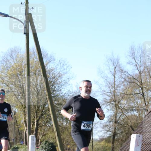 06.04.2025 - 44. Internationalen Wilhelmsburger Insellauf Jannik Wohlers http://msf.ph/oto/7621515 06.04.2025 10:13:20 Laufen 3284, 4082 meine-sportfotos.de
