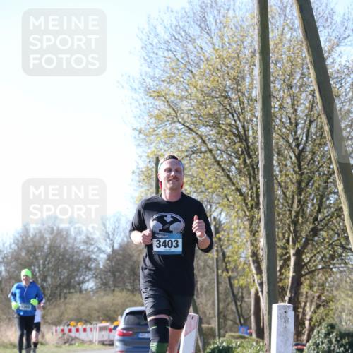06.04.2025 - 44. Internationalen Wilhelmsburger Insellauf Jannik Wohlers http://msf.ph/oto/7621533 06.04.2025 10:13:25 Laufen 3403 meine-sportfotos.de