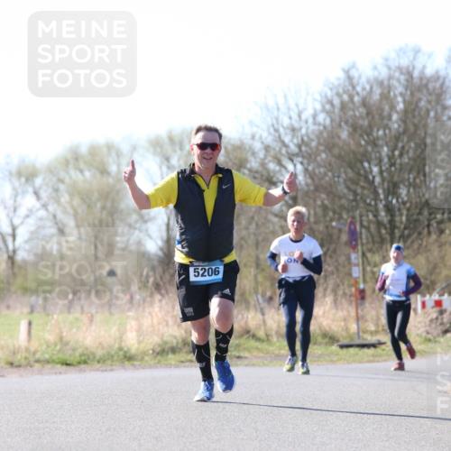 06.04.2025 - 44. Internationalen Wilhelmsburger Insellauf Jannik Wohlers http://msf.ph/oto/7621578 06.04.2025 10:14:05 Laufen 2023, 5206 meine-sportfotos.de