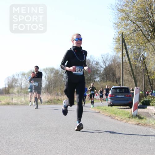 06.04.2025 - 44. Internationalen Wilhelmsburger Insellauf Jannik Wohlers http://msf.ph/oto/7621643 06.04.2025 10:14:43 Laufen 4443, 3562, 31, 4323 meine-sportfotos.de
