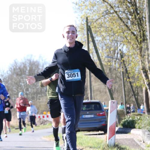 06.04.2025 - 44. Internationalen Wilhelmsburger Insellauf Jannik Wohlers http://msf.ph/oto/7621664 06.04.2025 10:14:50 Laufen 5108, 3051 meine-sportfotos.de
