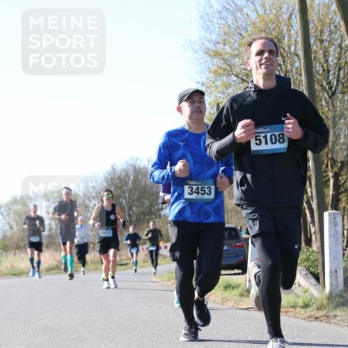 06.04.2025 - 44. Internationalen Wilhelmsburger Insellauf Jannik Wohlers http://msf.ph/oto/7621688 06.04.2025 10:14:54 Laufen 4413, 3453, 5108 meine-sportfotos.de