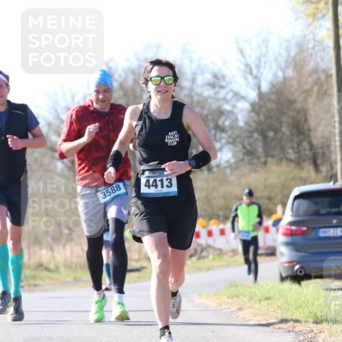 06.04.2025 - 44. Internationalen Wilhelmsburger Insellauf Jannik Wohlers http://msf.ph/oto/7621697 06.04.2025 10:14:56 Laufen 3588, 4413, 831, 4323 meine-sportfotos.de