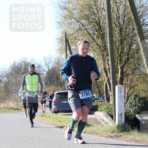06.04.2025 - 44. Internationalen Wilhelmsburger Insellauf Jannik Wohlers http://msf.ph/oto/7621736 06.04.2025 10:15:04 Laufen 3542, 3793, 4 meine-sportfotos.de