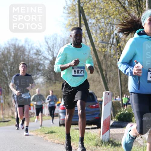 06.04.2025 - 44. Internationalen Wilhelmsburger Insellauf Jannik Wohlers http://msf.ph/oto/7621755 06.04.2025 10:15:09 Laufen 4546, 5021, 3721 meine-sportfotos.de