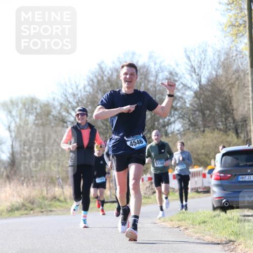06.04.2025 - 44. Internationalen Wilhelmsburger Insellauf Jannik Wohlers http://msf.ph/oto/7621764 06.04.2025 10:15:11 Laufen 4546, 5102, 18974, 31, 4321 meine-sportfotos.de