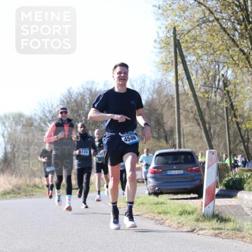 06.04.2025 - 44. Internationalen Wilhelmsburger Insellauf Jannik Wohlers http://msf.ph/oto/7621769 06.04.2025 10:15:12 Laufen 135, 4546, 31, 4323 meine-sportfotos.de