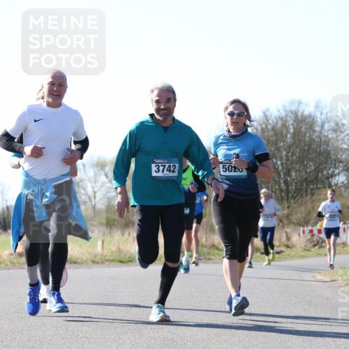 06.04.2025 - 44. Internationalen Wilhelmsburger Insellauf Jannik Wohlers http://msf.ph/oto/7621836 06.04.2025 10:15:37 Laufen 3742, 50, 4321 meine-sportfotos.de