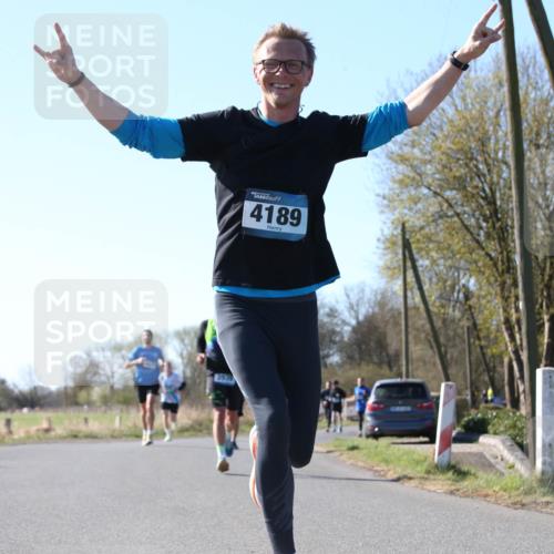 06.04.2025 - 44. Internationalen Wilhelmsburger Insellauf Jannik Wohlers http://msf.ph/oto/7621858 06.04.2025 10:15:40 Laufen 4189, 50 meine-sportfotos.de