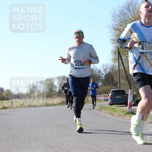 06.04.2025 - 44. Internationalen Wilhelmsburger Insellauf Jannik Wohlers http://msf.ph/oto/7621885 06.04.2025 10:15:48 Laufen 4298, 4529, 31, 6523, 4559 meine-sportfotos.de