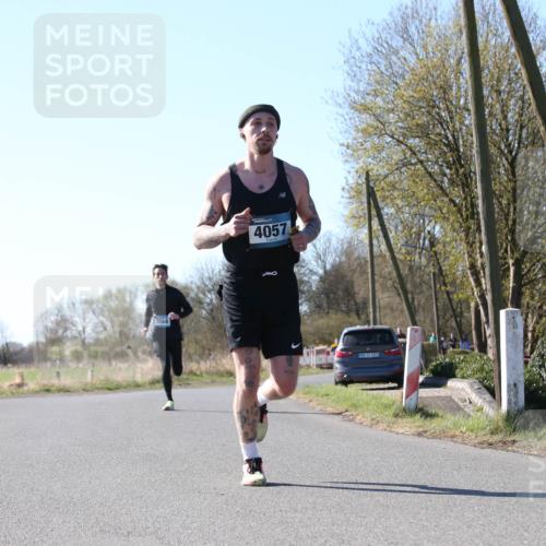 06.04.2025 - 44. Internationalen Wilhelmsburger Insellauf Jannik Wohlers http://msf.ph/oto/7621988 06.04.2025 10:16:44 Laufen 3564, 4057, 143831, 4923 meine-sportfotos.de