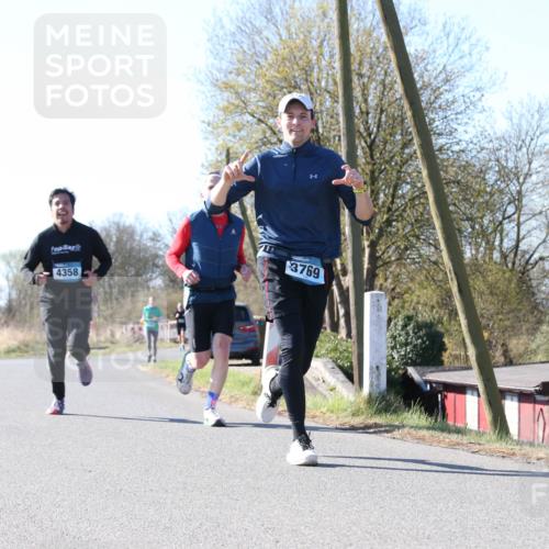06.04.2025 - 44. Internationalen Wilhelmsburger Insellauf Jannik Wohlers http://msf.ph/oto/7622004 06.04.2025 10:17:02 Laufen 4358, 711, 3769 meine-sportfotos.de