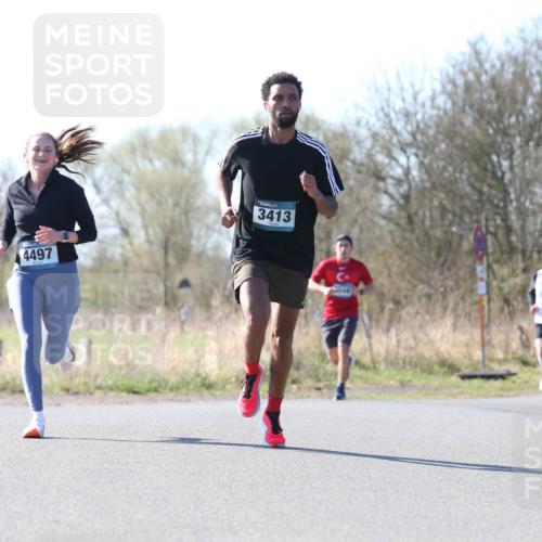 06.04.2025 - 44. Internationalen Wilhelmsburger Insellauf Jannik Wohlers http://msf.ph/oto/7622053 06.04.2025 10:17:36 Laufen 4497, 3413, 049 meine-sportfotos.de