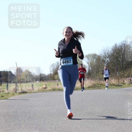 06.04.2025 - 44. Internationalen Wilhelmsburger Insellauf Jannik Wohlers http://msf.ph/oto/7622064 06.04.2025 10:17:39 Laufen 4497, 3413, 31, 4523 meine-sportfotos.de