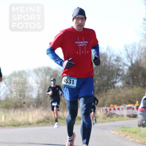 06.04.2025 - 44. Internationalen Wilhelmsburger Insellauf Jannik Wohlers http://msf.ph/oto/7622100 06.04.2025 10:17:57 Laufen 10, 5198, 4531, 1, 2, 3 meine-sportfotos.de