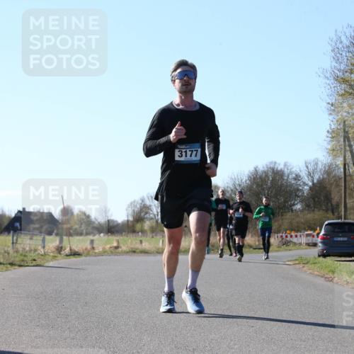 06.04.2025 - 44. Internationalen Wilhelmsburger Insellauf Jannik Wohlers http://msf.ph/oto/7622134 06.04.2025 10:18:09 Laufen 3177, 1356, 31, 4323 meine-sportfotos.de