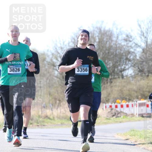 06.04.2025 - 44. Internationalen Wilhelmsburger Insellauf Jannik Wohlers http://msf.ph/oto/7622140 06.04.2025 10:18:12 Laufen 3826, 3, 3356, 4321 meine-sportfotos.de