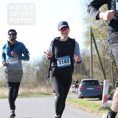 06.04.2025 - 44. Internationalen Wilhelmsburger Insellauf Jannik Wohlers http://msf.ph/oto/7622160 06.04.2025 10:18:18 Laufen 4504, 3183, 460 meine-sportfotos.de