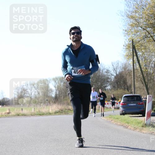 06.04.2025 - 44. Internationalen Wilhelmsburger Insellauf Jannik Wohlers http://msf.ph/oto/7622164 06.04.2025 10:18:18 Laufen 45, 48, 31, 4523, 318 meine-sportfotos.de
