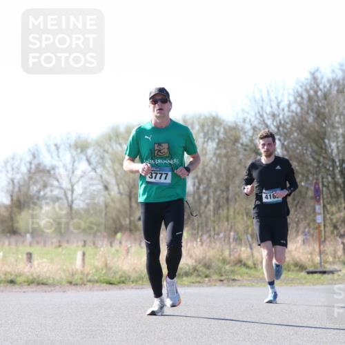 06.04.2025 - 44. Internationalen Wilhelmsburger Insellauf Jannik Wohlers http://msf.ph/oto/7622176 06.04.2025 10:18:27 Laufen 3777, 418 meine-sportfotos.de