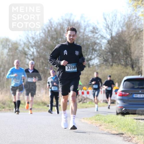 06.04.2025 - 44. Internationalen Wilhelmsburger Insellauf Jannik Wohlers http://msf.ph/oto/7622184 06.04.2025 10:18:35 Laufen 14, 3359, 31, 4321 meine-sportfotos.de