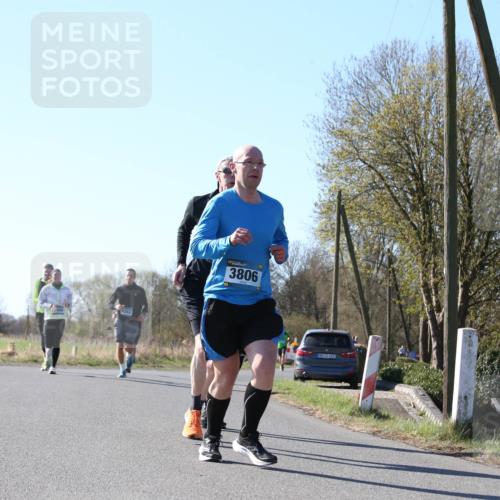 06.04.2025 - 44. Internationalen Wilhelmsburger Insellauf Jannik Wohlers http://msf.ph/oto/7622196 06.04.2025 10:18:43 Laufen 4262, 3806 meine-sportfotos.de