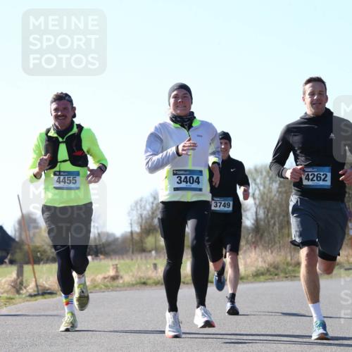 06.04.2025 - 44. Internationalen Wilhelmsburger Insellauf Jannik Wohlers http://msf.ph/oto/7622199 06.04.2025 10:18:47 Laufen 4455, 3404, 3749, 4262 meine-sportfotos.de