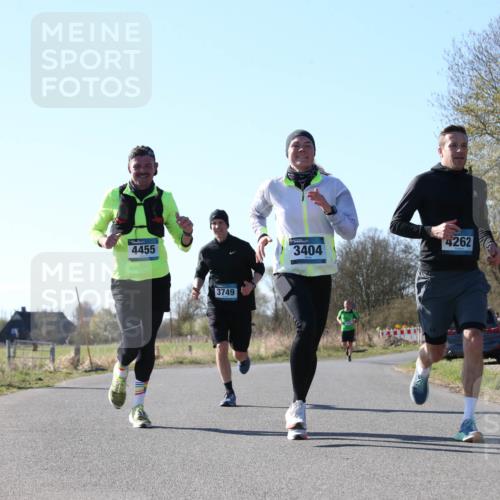 06.04.2025 - 44. Internationalen Wilhelmsburger Insellauf Jannik Wohlers http://msf.ph/oto/7622204 06.04.2025 10:18:48 Laufen 4455, 3749, 3404, 4262 meine-sportfotos.de