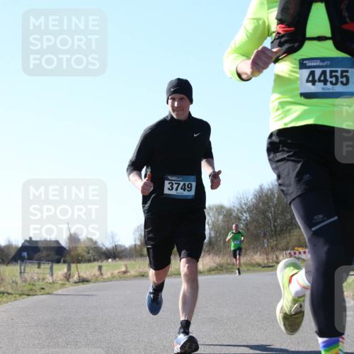 06.04.2025 - 44. Internationalen Wilhelmsburger Insellauf Jannik Wohlers http://msf.ph/oto/7622212 06.04.2025 10:18:50 Laufen 3749, 4455 meine-sportfotos.de