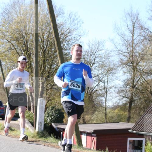 06.04.2025 - 44. Internationalen Wilhelmsburger Insellauf Jannik Wohlers http://msf.ph/oto/7622223 06.04.2025 10:19:05 Laufen 4152, 5029 meine-sportfotos.de